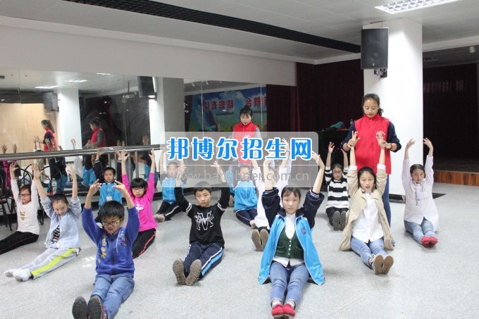川南幼兒師范高等?？茖W(xué)校先進組織