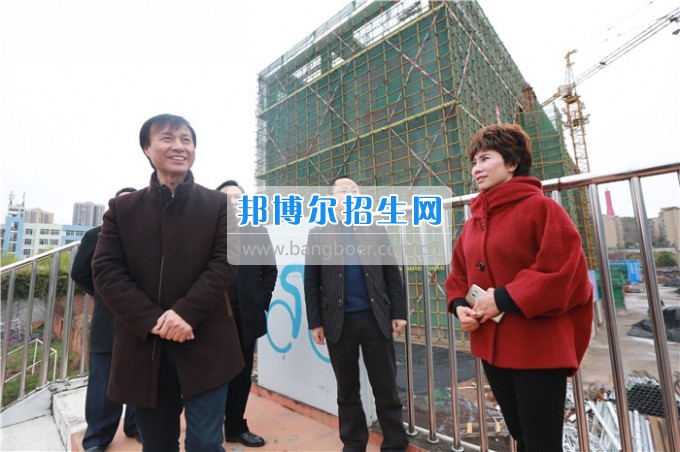 省體育局蔣顯倫副局長一行到川北幼兒師范高等?？茖W校調研