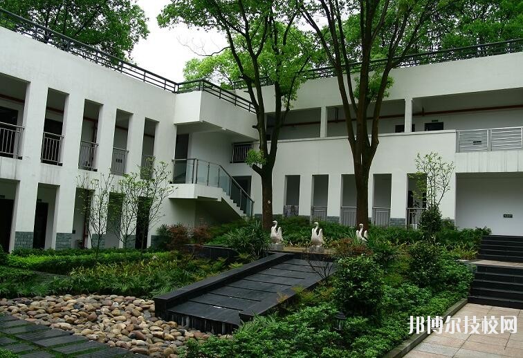 中國人民解放軍總參謀部信息化部直屬工廠職業(yè)技術學校怎么樣、好不好