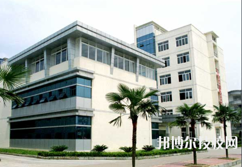 江西化學工業(yè)高級技工學校2020年報名條件、招生要求、招生對象