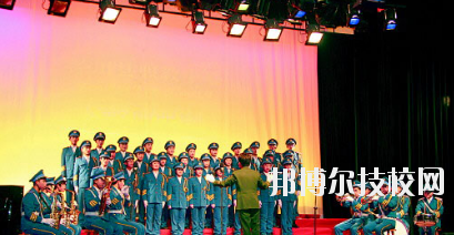 平?jīng)隼砉ぶ械葘I(yè)學(xué)校2020年報名條件、招生要求、招生對象