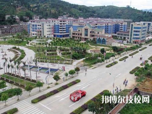 望謨中等職業(yè)學(xué)校2020年報(bào)名條件、招生要求、招生對(duì)象