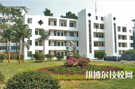 江西于都職業(yè)中等專業(yè)學(xué)校怎么樣、好不好