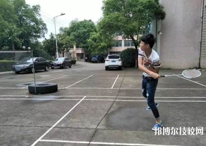江西新興產(chǎn)業(yè)工程學(xué)校2020年報(bào)名條件、招生要求、招生對(duì)象