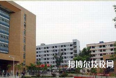 貴陽交通學(xué)校2020年報(bào)名條件、招生要求、招生對(duì)象