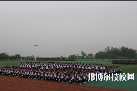 重慶梁平職業(yè)教育中心2020年報(bào)名條件、招生要求、招生對(duì)象