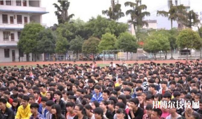 荔波職業(yè)高級(jí)中學(xué)2020年報(bào)名條件、招生要求、招生對(duì)象