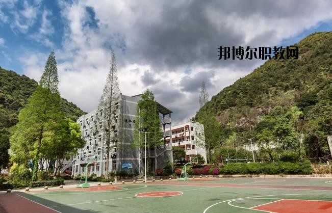 永嘉縣職業(yè)中學(xué)2020年報名條件、招生要求、招生對象