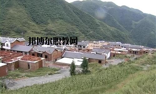 納雍中等職業(yè)學(xué)校2020年報名條件、招生要求、招生對象