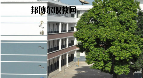 廣西廣播電視學(xué)校2020年報(bào)名條件、招生要求、招生對(duì)象