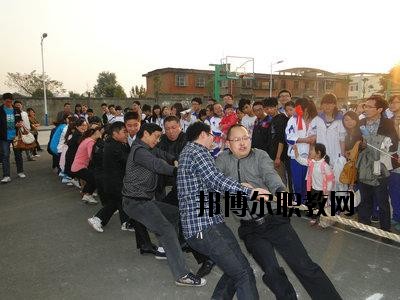 閬中師范學(xué)校2020年報名條件、招生要求、招生對象