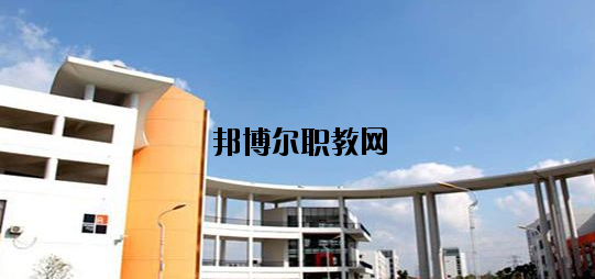 湖州藝術(shù)與設(shè)計(jì)學(xué)校怎么樣，好不好
