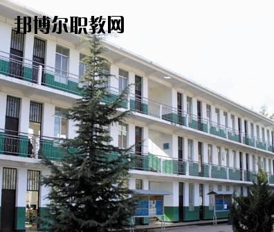 雙柏縣職業(yè)高級中學(xué)2020年報(bào)名條件、招生要求、招生對象