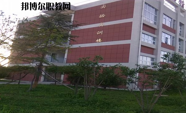 藍田職業(yè)教育中心2020年報名條件、招生要求、招生對象 