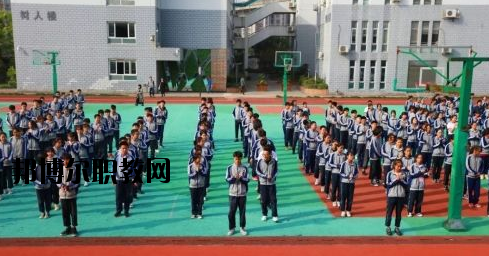 安吉職業(yè)技術(shù)學(xué)校2020年報名條件、招生要求、招生對象