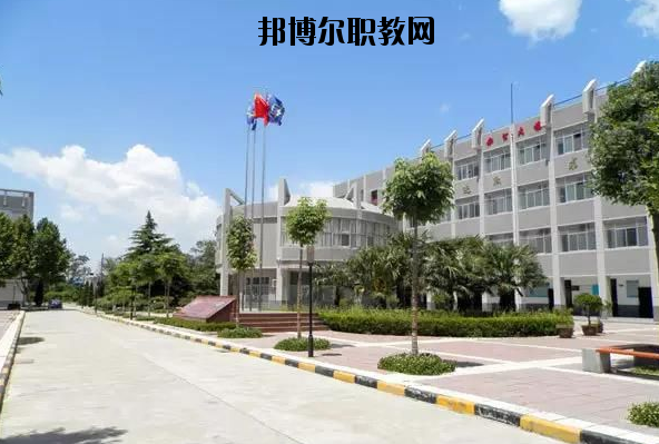 西安高陵區(qū)職業(yè)技術(shù)教育中心2020年報(bào)名條件、招生要求、招生對象 