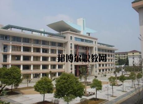 贛州服裝職業(yè)技術(shù)學(xué)校2020年報(bào)名條件、招生要求、招生對(duì)象