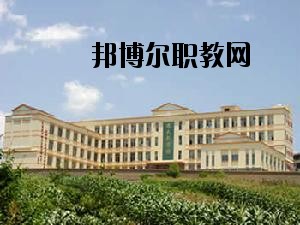 文山七都職業(yè)學(xué)校2020年報(bào)名條件、招生要求、招生對(duì)象