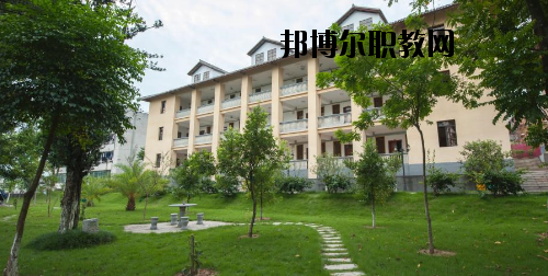 梅州農(nóng)業(yè)學(xué)校2020年報名條件、招生要求、招生對象