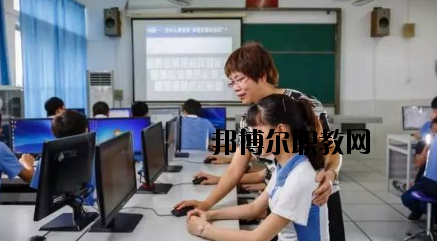 蘭州高新科技學(xué)校2020年學(xué)費、收費多少