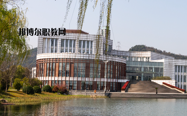 蘇州經(jīng)貿(mào)職業(yè)技術(shù)學院怎么樣、好不好