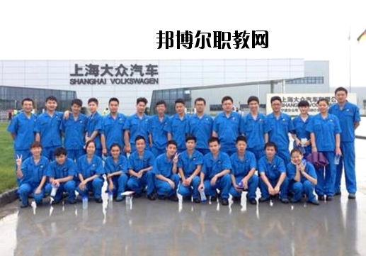 萍鄉(xiāng)工業(yè)中等專業(yè)學校2020年報名條件、招生要求、招生對象