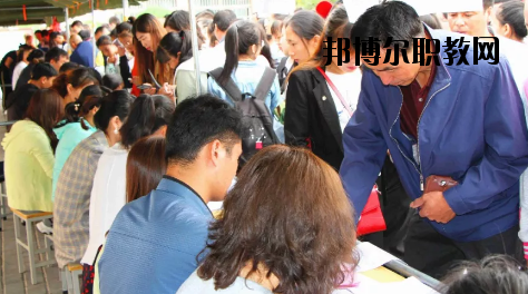 武威涼州區(qū)職業(yè)中等專業(yè)學(xué)校2020年學(xué)費(fèi)、收費(fèi)多少