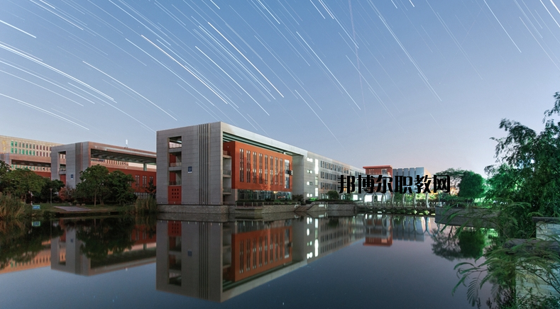 南京航空航天大學(xué)2020年報(bào)名條件、招生要求、招生對象