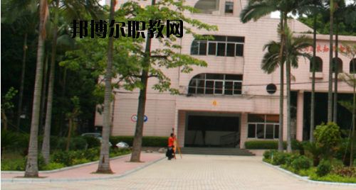 廣州建筑工程職業(yè)學(xué)校2020年報名條件、招生要求、招生對象