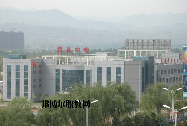 嵩縣中等專業(yè)學(xué)校2021年報(bào)名條件、招生要求、招生對(duì)象