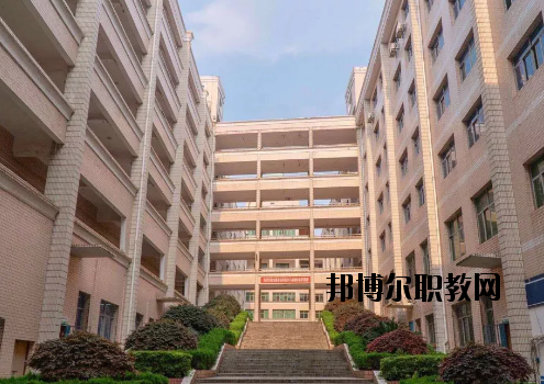 新余新興產(chǎn)業(yè)工程學(xué)校2020年報(bào)名條件、招生要求、招生對象