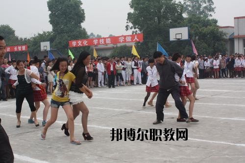 樂山欣欣藝術(shù)職業(yè)學(xué)校2020年報名條件、招生要求、招生對象