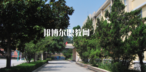 陜西藍(lán)天民航技師學(xué)院2020年報(bào)名條件、招生要求、招生對象