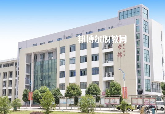安徽興鵬科技學(xué)校怎么樣、好不好