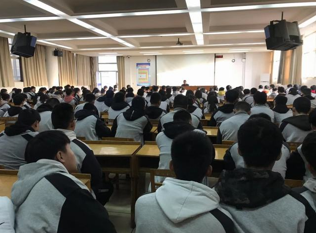 江蘇建湖中等專業(yè)學校2020年報名條件、招生要求、招生對象