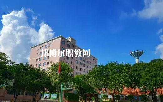 廣東省商業(yè)職業(yè)技術學校2020年報名條件、招生要求、招生對象