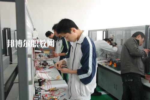 蓬安縣濟(jì)渡職業(yè)中學(xué)2020年報(bào)名條件、招生要求、招生對象