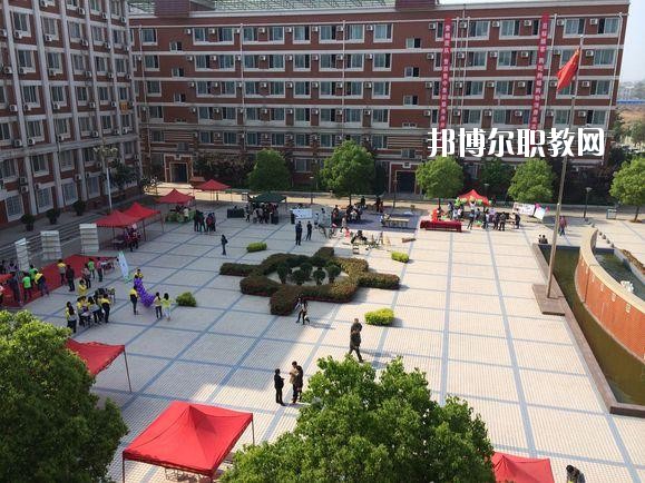 鄭州市財經(jīng)學校2021年報名條件、招生要求、招生對象
