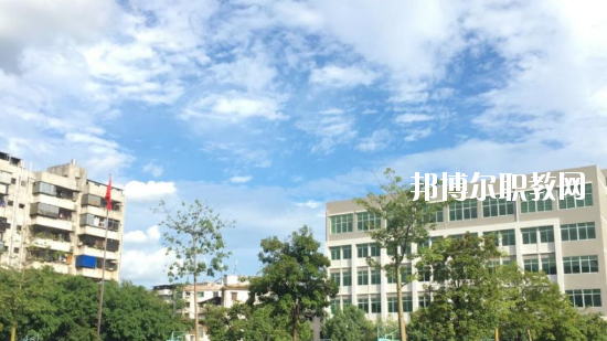 梅縣技工學(xué)校2020年報名條件、招生要求、招生對象