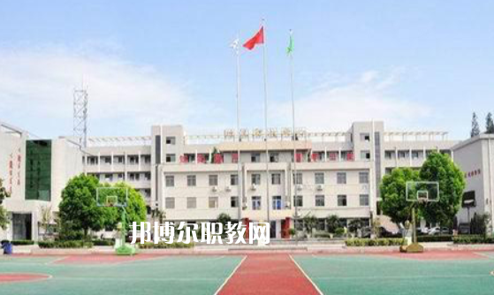 濉溪職業(yè)技術(shù)學(xué)校2020年報名條件、招生要求、招生對象