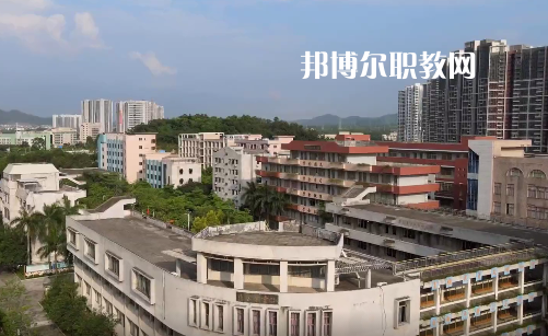 鶴山職業(yè)技術(shù)學(xué)校2021年學(xué)費、收費多少
