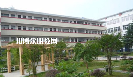 滁州市旅游商貿(mào)學(xué)校怎么樣、好不好