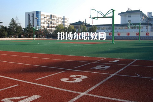 揚州生活科技學(xué)校怎么樣、好不好