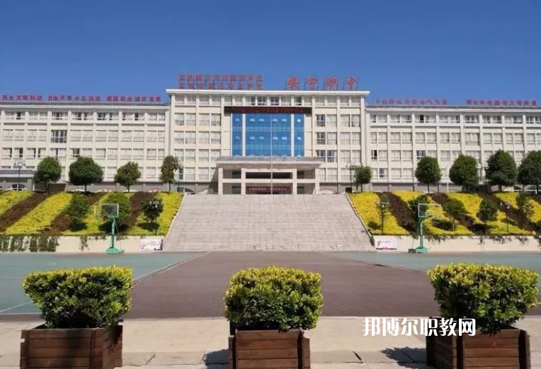 安寧職業(yè)高級中學(xué)2021年報名條件、招生對象