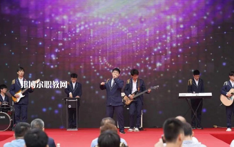 南京中華中等專業(yè)學(xué)校怎么樣、好不好