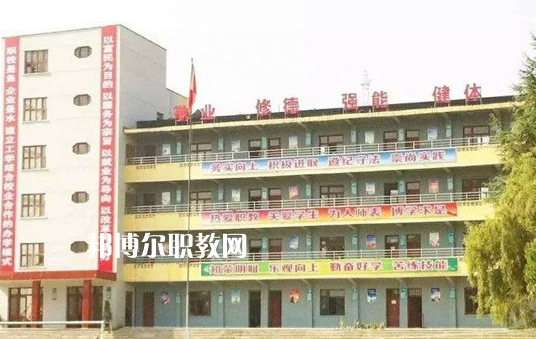貴州金蓉?zé)o線電技工學(xué)校2022年報(bào)名條件、招生要求、招生對(duì)象