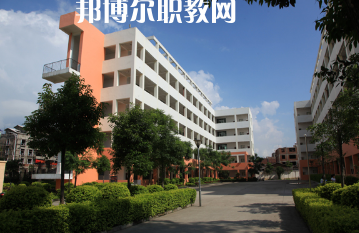 四川省德昌縣職業(yè)高級(jí)中學(xué)2022年報(bào)名條件、招生要求、招生對(duì)象