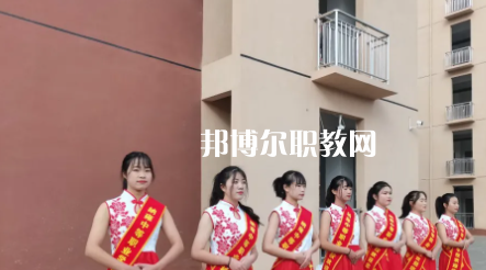納雍中等職業(yè)學校2022年報名條件、招生要求、招生對象