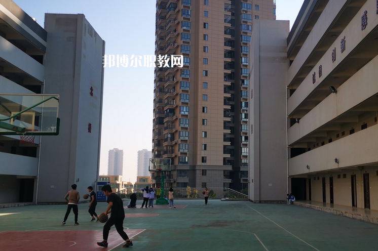 南寧賽口職業(yè)技術(shù)學校2022年學費、收費多少
