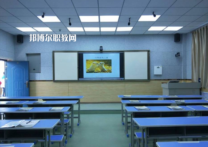 楊陵區(qū)職業(yè)教育中心2022年報名條件、招生要求、招生對象